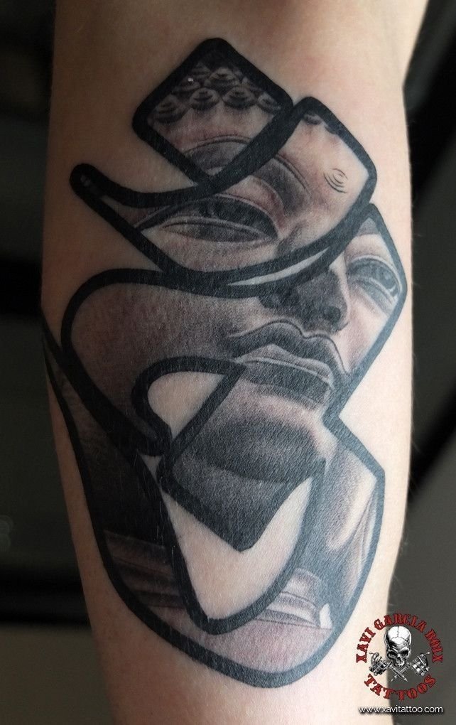 Tatuaje retrato realista de Buda en Valencia por Xavi García Boix