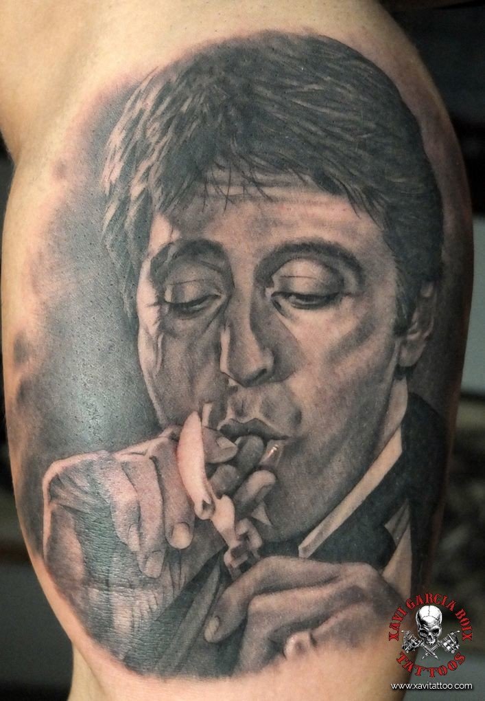 Tatuaje retrato realista de Scarface en Valencia por Xavi García Boix