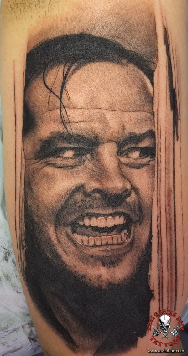 Tatuaje retrato realista de El Resplandor en Valencia por Xavi García Boix