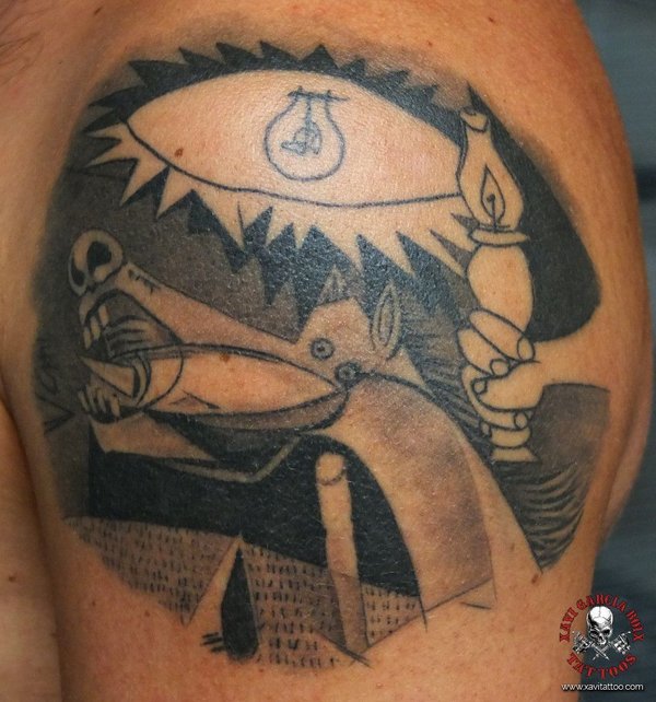 Tatuaje realista de Guernica de Picasso en Valencia por Xavi García Boix
