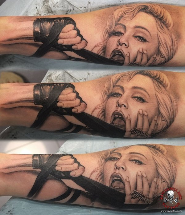 Tatuaje retrato realista de Madonna (II) en Valencia por Xavi García Boix