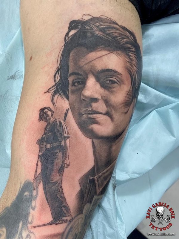 Tatuaje retrato realista de Marina Ginestà en Valencia por Xavi García Boix