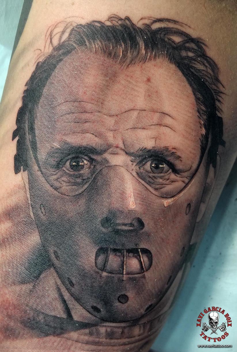 Tatuaje retrato realista de Hannibal Lecter en Valencia por Xavi García Boix