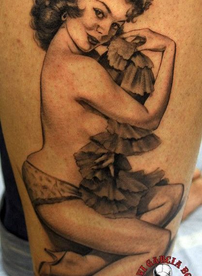 xavi garcia boix tattoo retrato realismo portrait realism tatuaje valencia pin ups girls chicas Maid Pin Up charming 50s