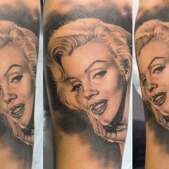 xavi garcia boix tattoo retrato realismo portrait realism tatuaje valencia tatuajes personajes famosos famous characters MARILYN-MONROE-03