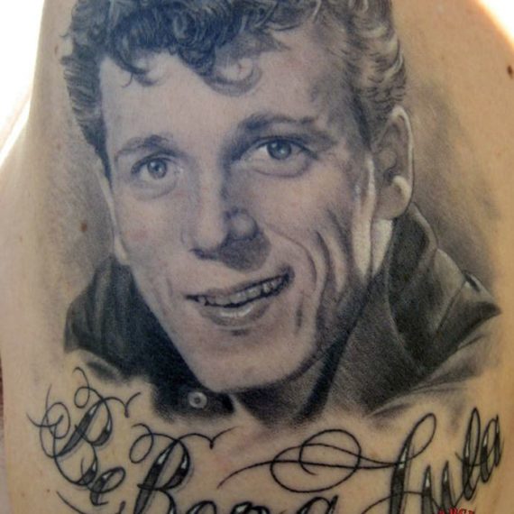 xavi garcia boix tattoo retrato realismo portrait realism tatuaje valencia tatuajes personajes famosos famous characters gene vincent