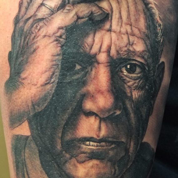 xavi garcia boix tattoo retrato realismo portrait realism tatuaje valencia tatuajes personajes famosos famous characters pablo picasso